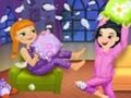 Jeu Bataille d'oreillers folle lors d'une soirée pyjama  en ligne