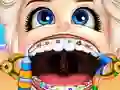 Jeu Baby Elsa Wears A Brace en ligne