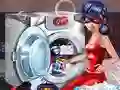Jeu LadyBug Washing Costumes en ligne