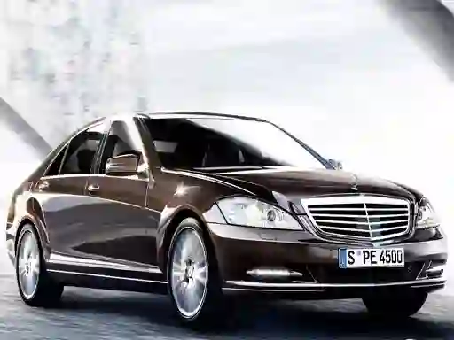 Jeu Luxury Sedan Suzzle en ligne