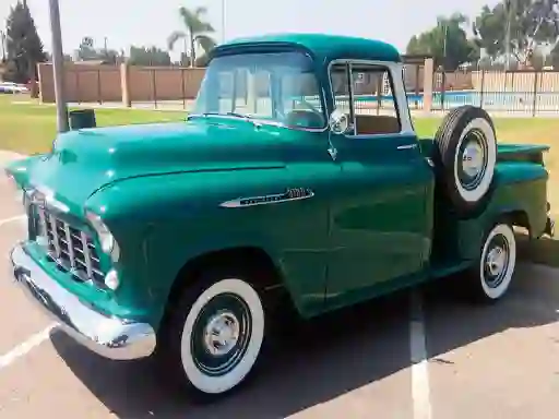 Jeu Classic Trucks Puzzle en ligne