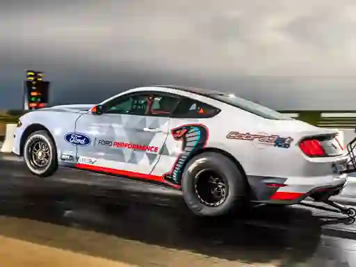 Jeu Ford Mustang Cobra Jet Slide en ligne