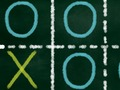 Jeu Tic tac orteil tableau noir  en ligne