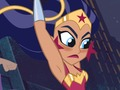 Jeu DC super héros filles: super tard  en ligne