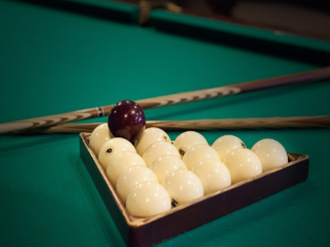 Jeu Billard 3d pyramide russe  en ligne